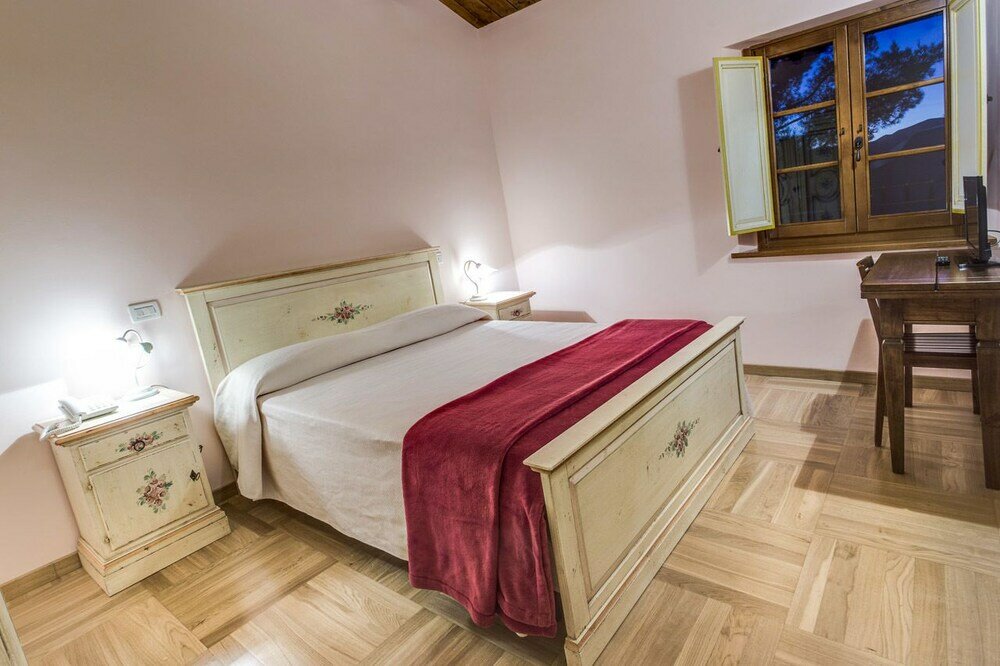 Фото La Castellaia Resort