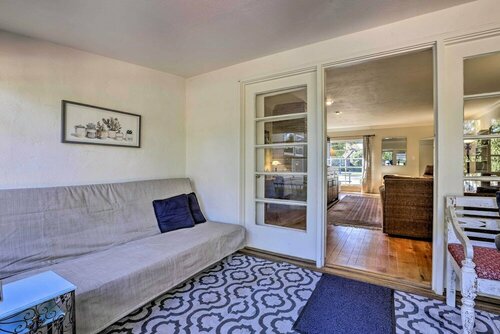 Гостиница Great Bay Area Home, 12 Mi to Downtown San Jose! в Саннивейле