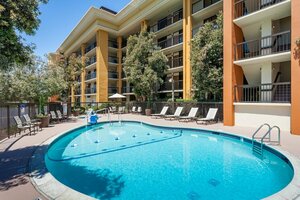 Гостиница Holiday Inn Express at Monterey Bay, an Ihg Hotel
