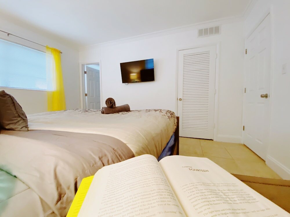 Фото Bayview Regency Apartments by Lowkl