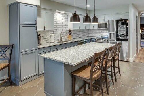 Гостиница Lawrence Vacation Rental ~ 2 Mi to Ku Campus! в Лоуренсе