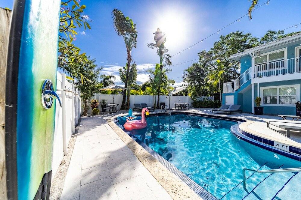 Фото The Blue Parrot