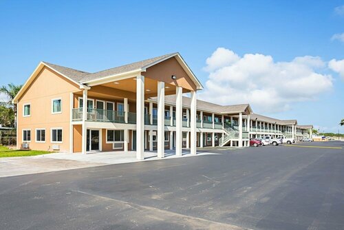 Гостиница Quality Inn on Aransas Bay