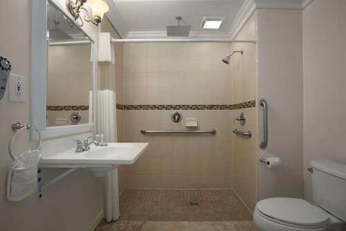Гостиница Travelodge by Wyndham Santa Maria в Санта-Марии