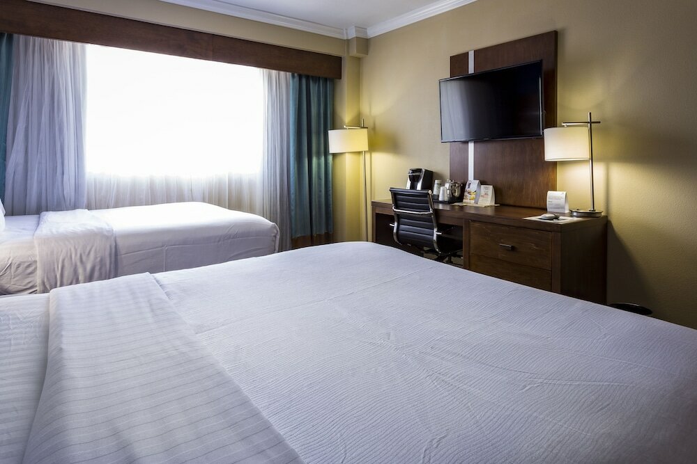Фото Holiday Inn Houston Downtown, an Ihg Hotel