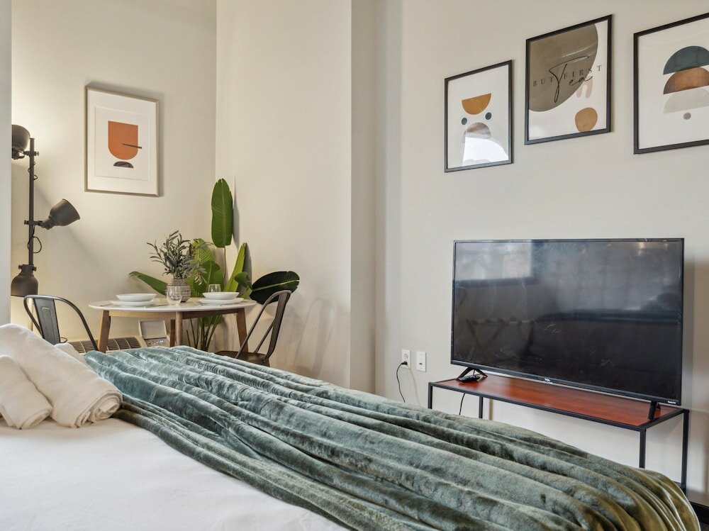 Фото The Civic in Fairmount