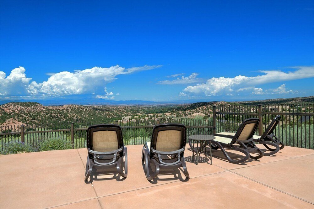 Фото Casa Serena - Breathtaking and Peaceful Views From Swimming Pool