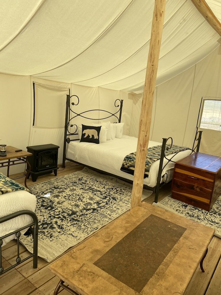 Фото Yellowstone Dreamin Camp