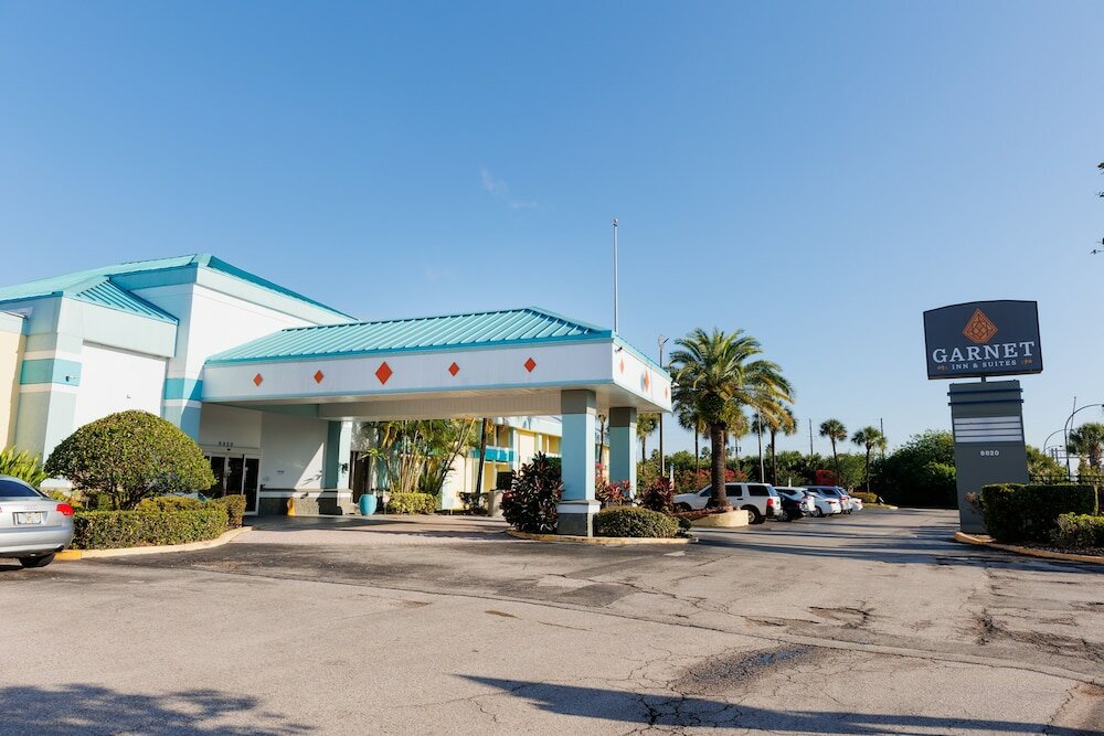 Фото Garnet Inn & Suites, Orlando