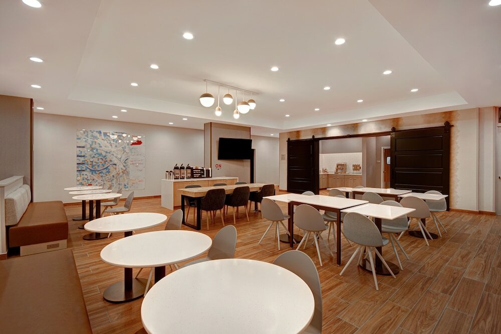 Фото TownePlace Suites by Marriott Cincinnati Airport South