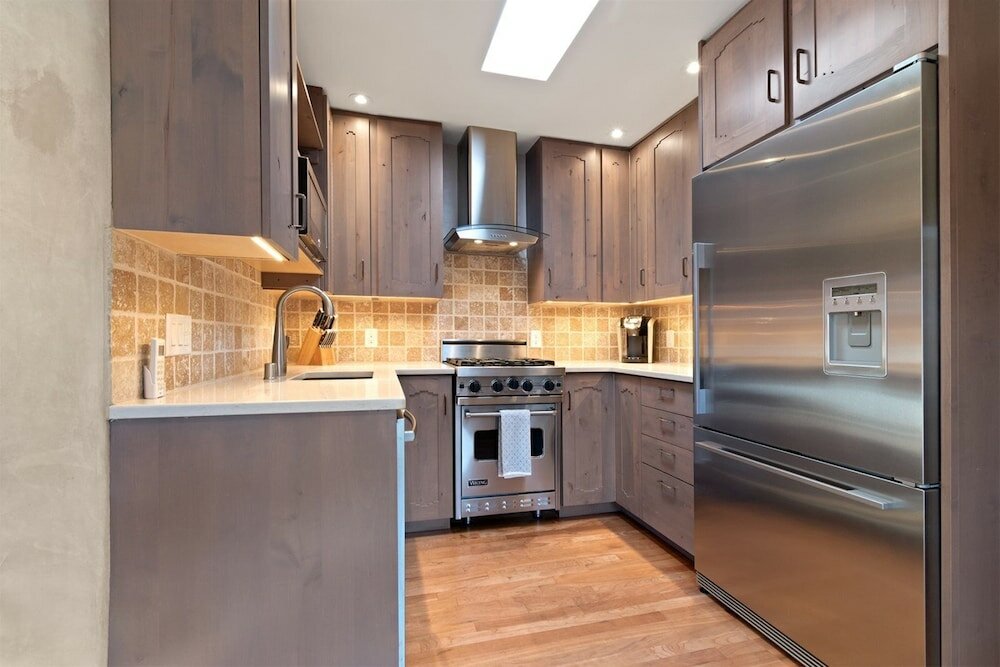 Фото Apricot - Light-filled Modern Update to Historic Home, Walk to The Plaza and Canyon Rd