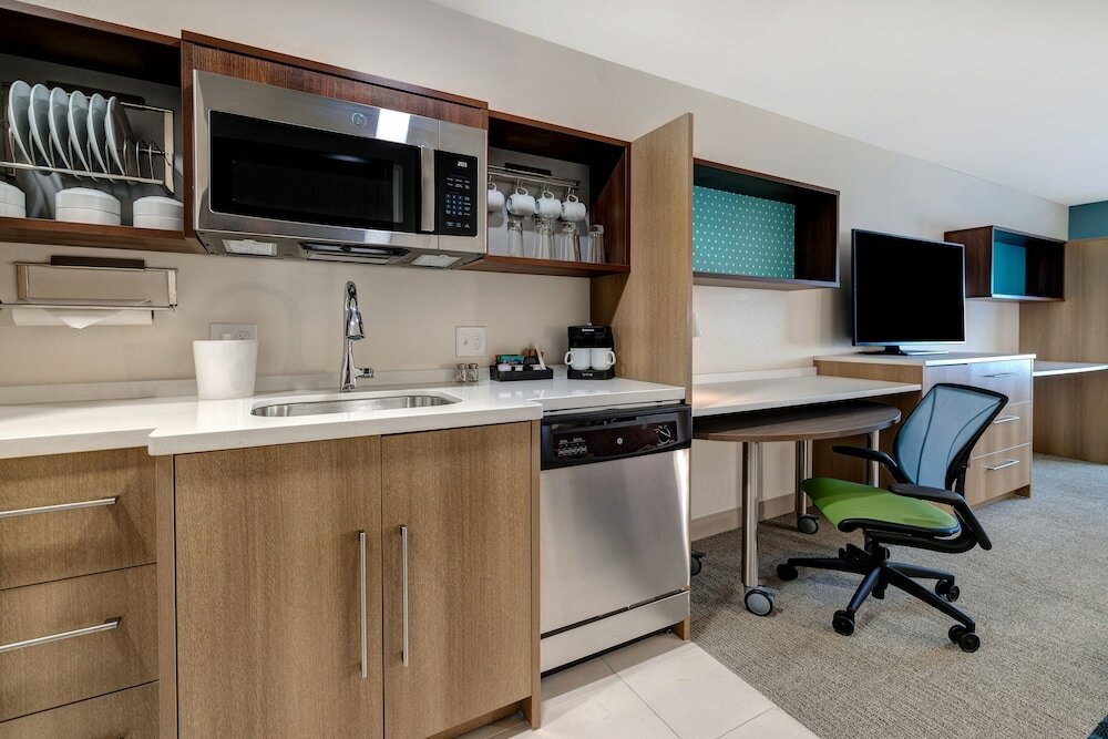 Фото Home2 Suites by Hilton Raleigh State Arena