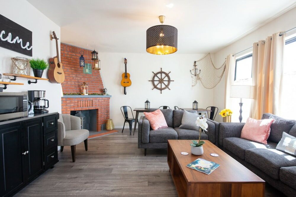 Фото Anchor Pointe Inn