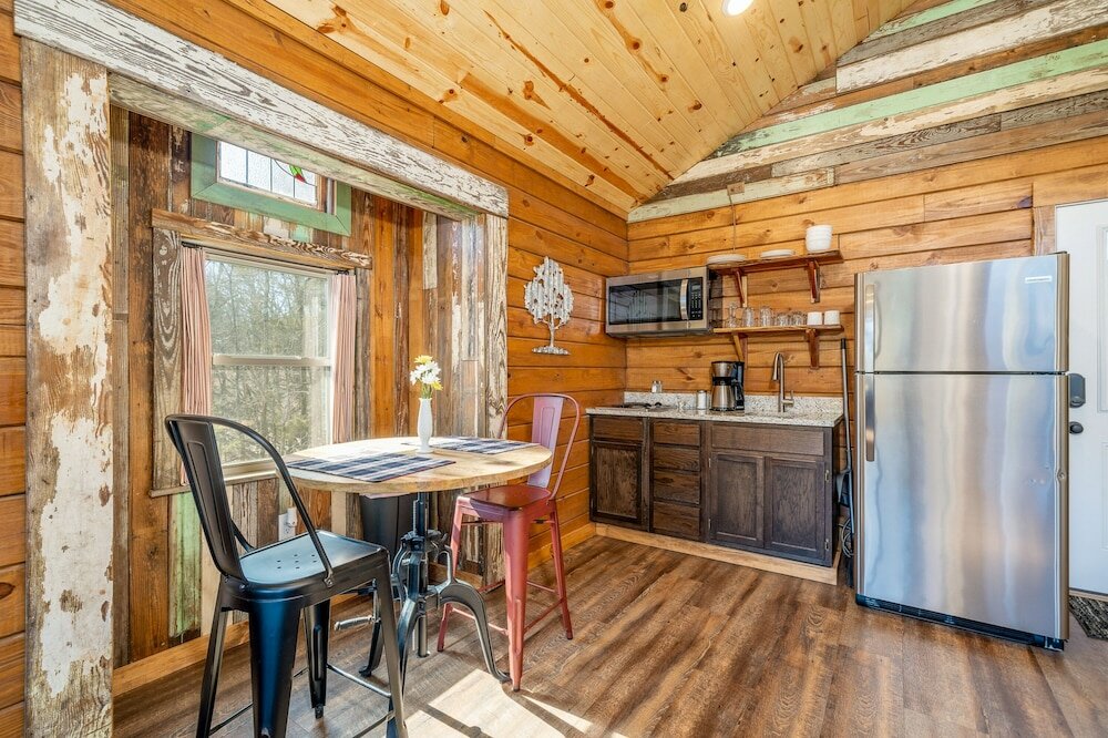 Фото Starlight Haven Hot Springs