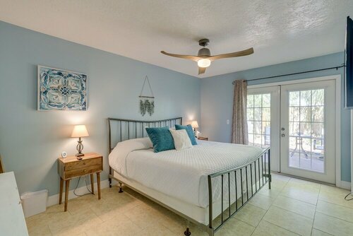 Гостиница Breezy Florida Retreat Near Beach & Port Canaveral