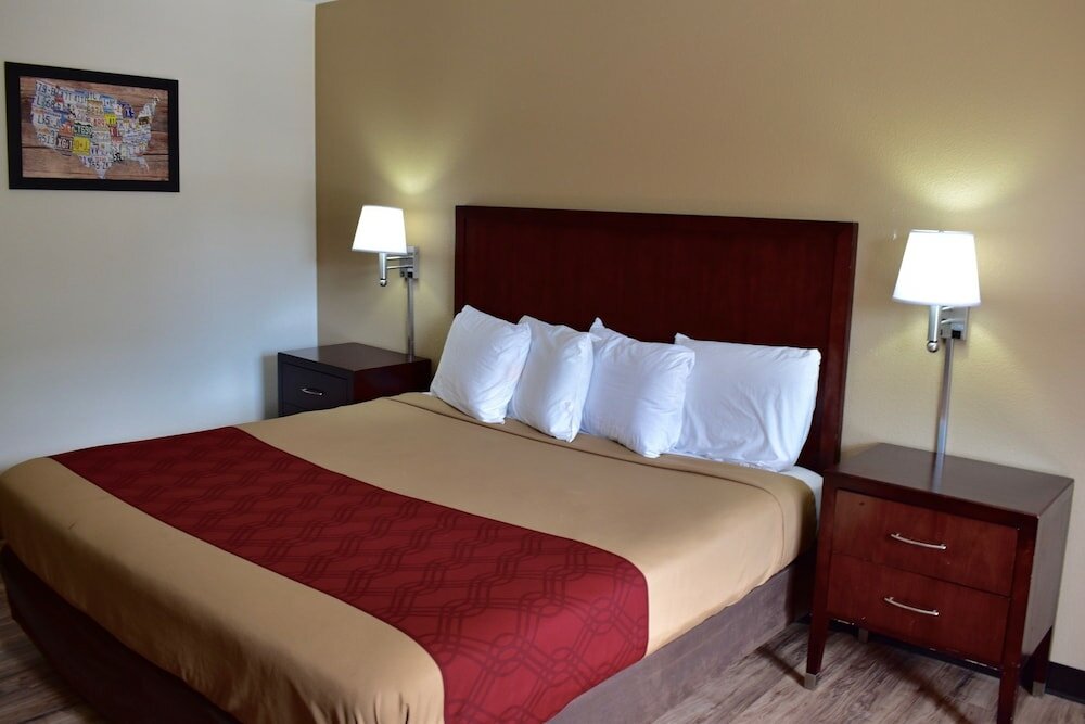 Фото Bridge Views Inn