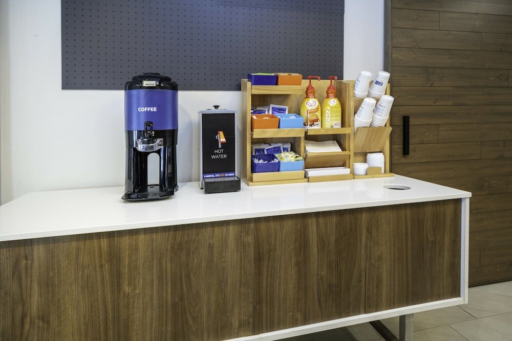 Фото Holiday Inn Express Hotel & Suites Atlanta Johns Creek, an Ihg Hotel