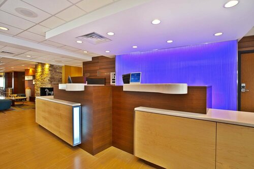 Гостиница Fairfield Inn & Suites by Marriott Madison West/Middleton в Миддлтоне