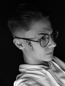 Strizhechnaya (prospekt Karla Marksa, 79), barbería