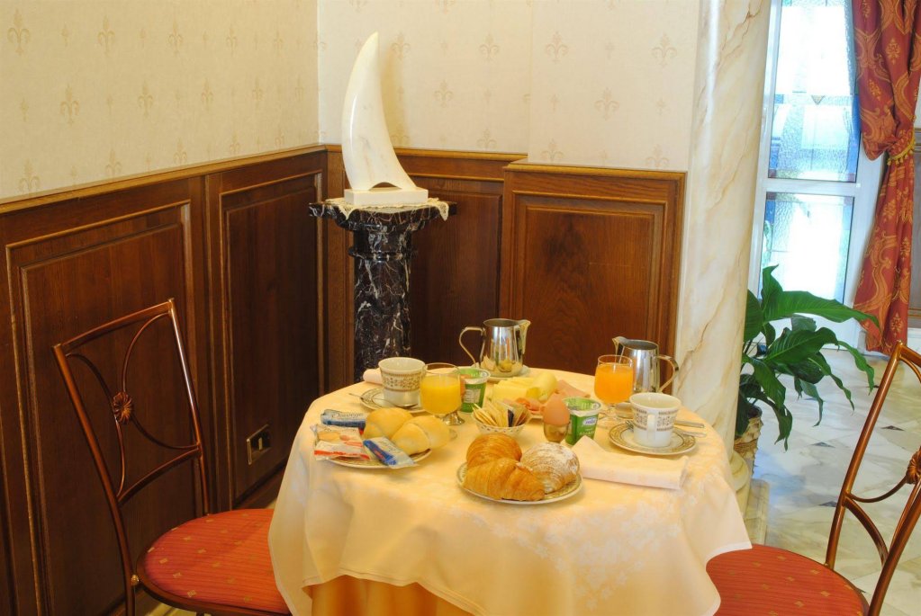 Фото Hotel Boccaccio