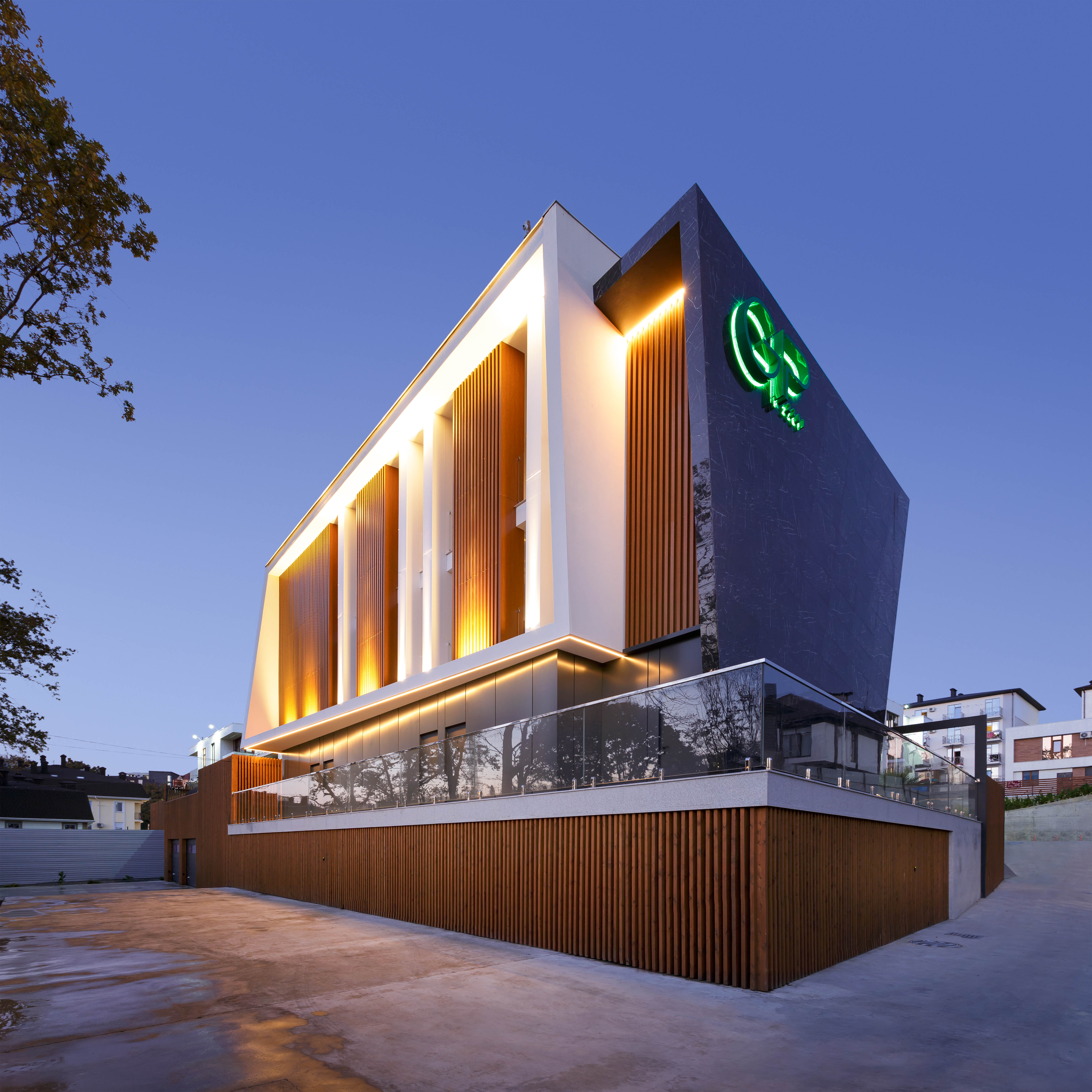 Фото отеля 2