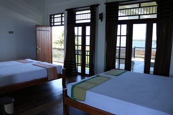 Фото Serene Park Hotel