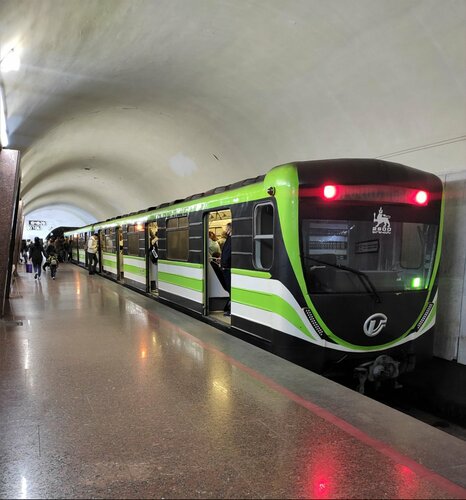 Zoravar Andranik (Yerevan, Tigran Mets Avenue, 16/10), metro station