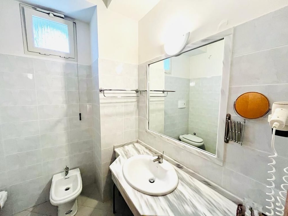 Фото Albergo Ristorante Belsito Fiuggi Nhost