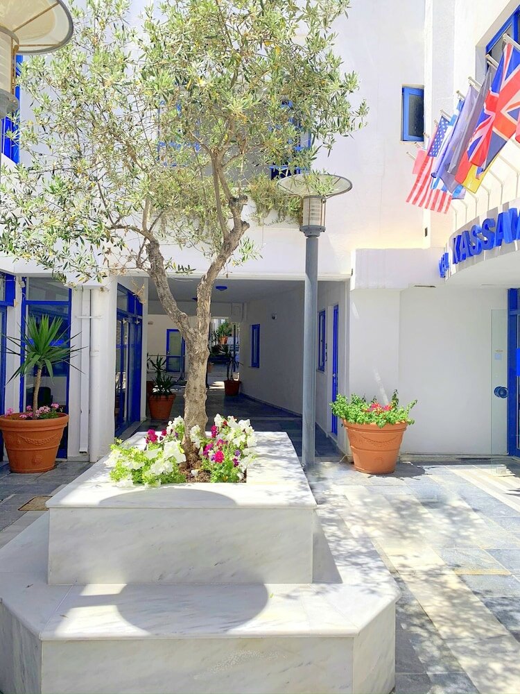 Фото Kassavetis Center - Hotel Studios & Apartments