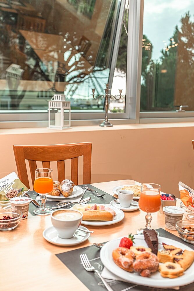 Фото Hotel Villa Maria