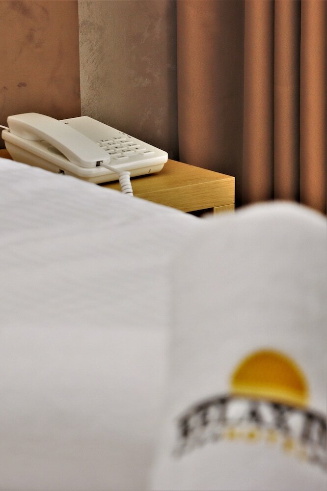 Фото Relax Inn Hotel Durres