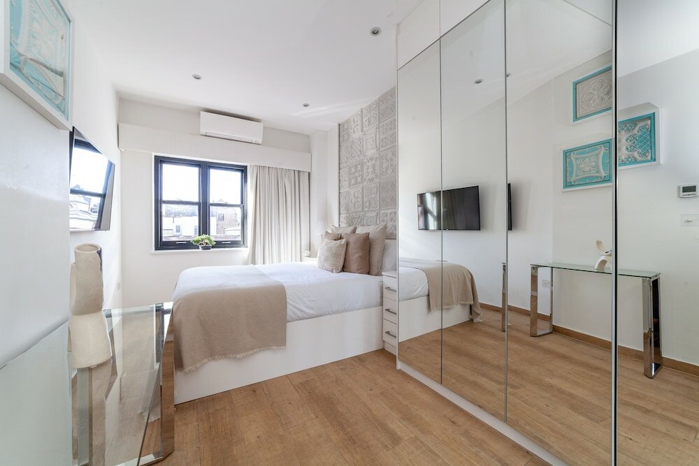 Фото The Ravenscourt Park Collection