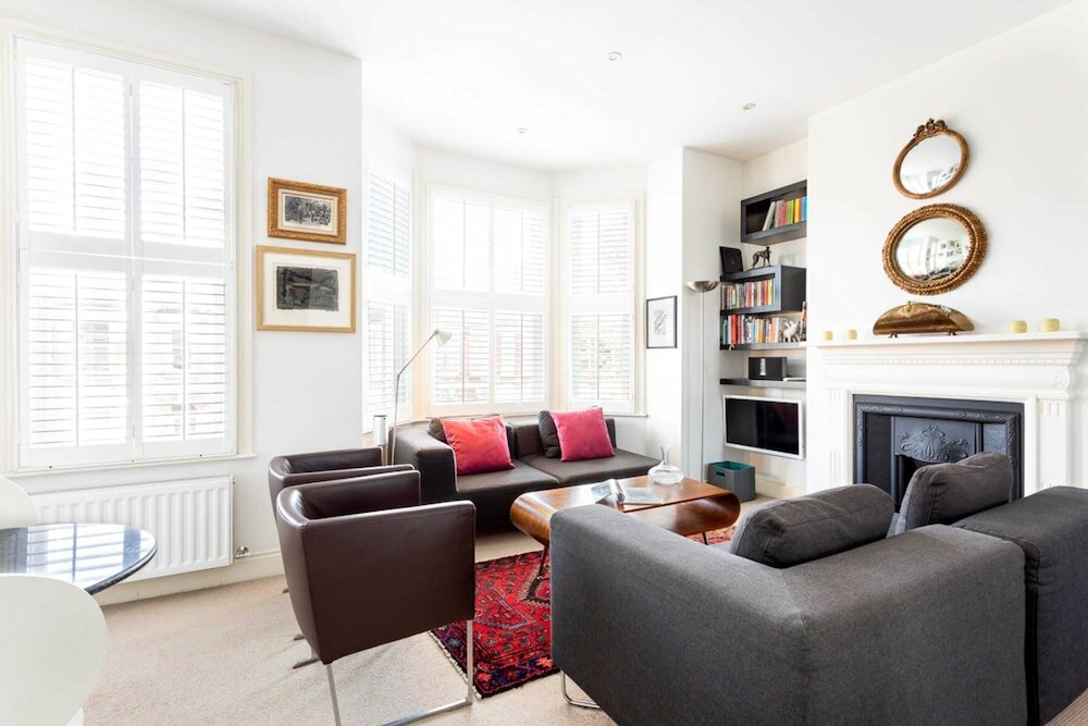 Фото Spacious Apartment Near Portobello Road