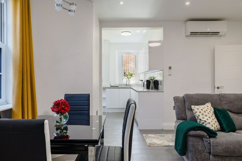 Фото Carlton Vale Apartments