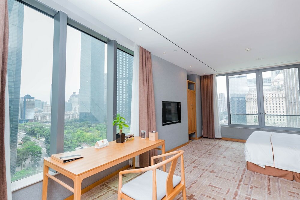 Фото H'Elite Hotel