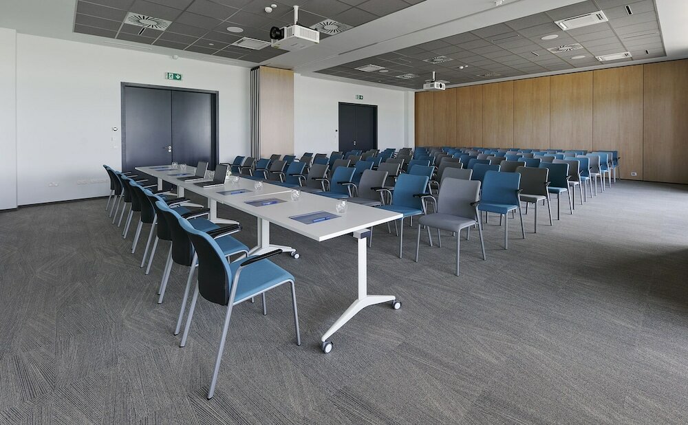 Фото Hotel OTP Balatonszemes