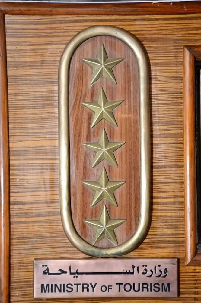 Фото Queen isis floating hotel in minya