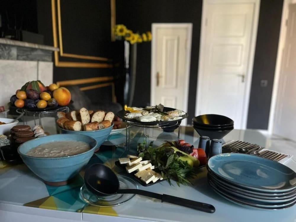 Фото La Casa Hotel Yerevan