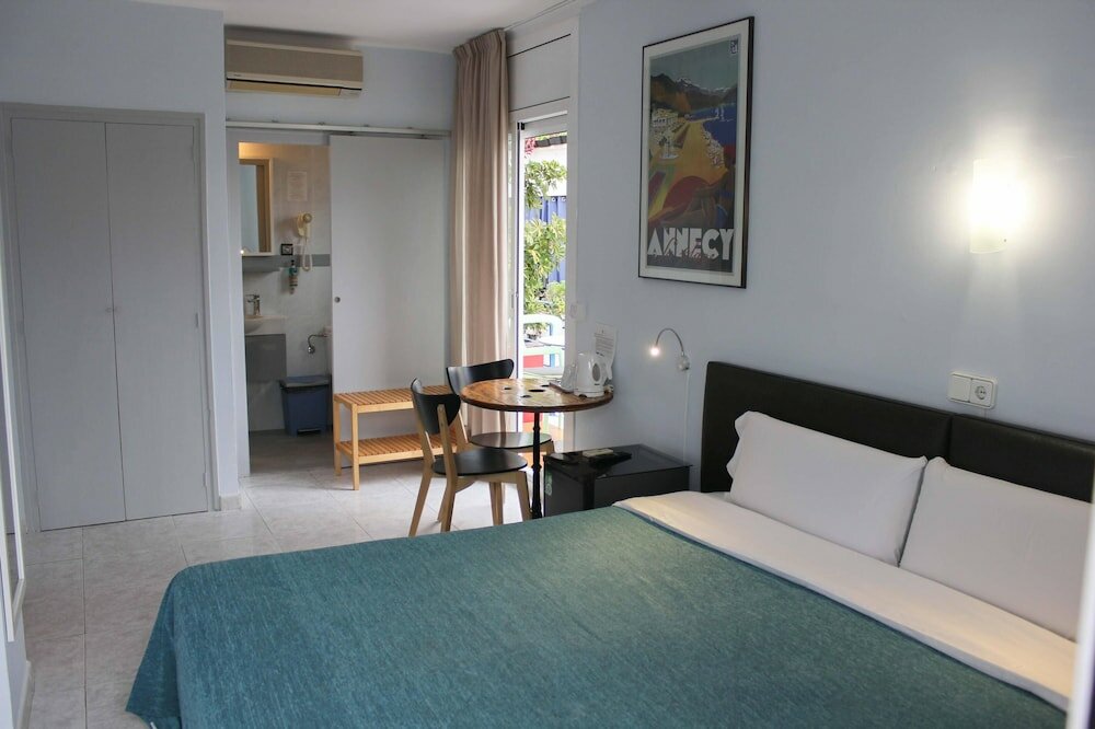 Фото Hotel Alexandra Sitges