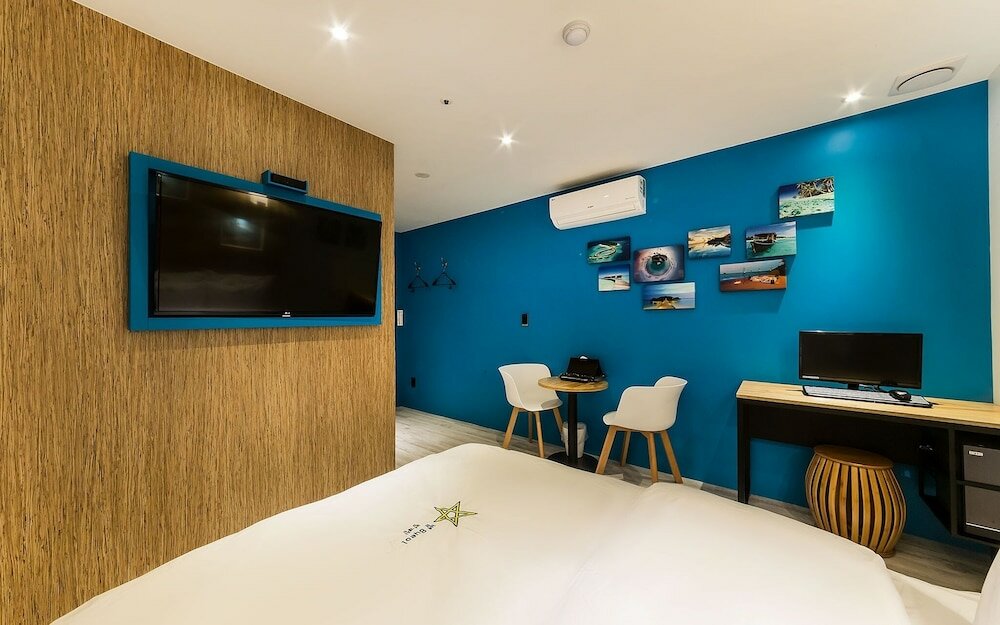 Фото Anyang Beomgye Byeol Hotel