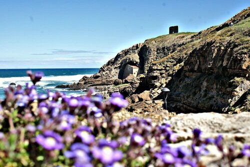 Внешний вид отеля Hotel Cuevas - Adults Only в Сантильяна-дель-Маре, фото 4