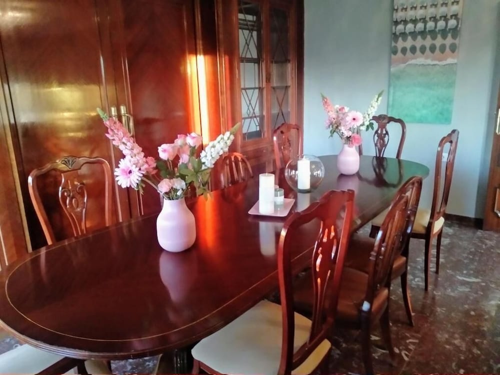 Фото Wish-Suite San Jacinto de Sevilla Apartment