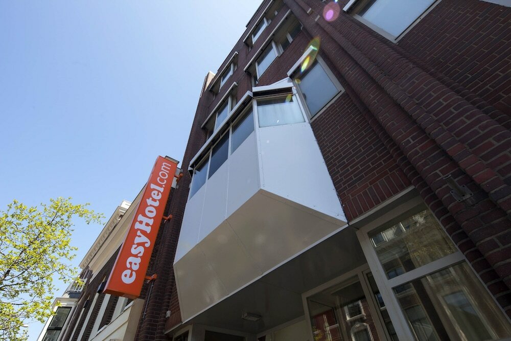 Фото EasyHotel The Hague City Centre