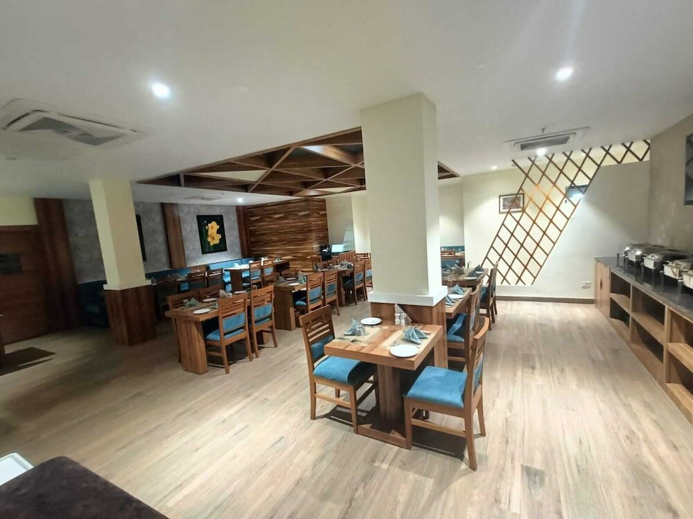 Фото Hotel Golden Orchid