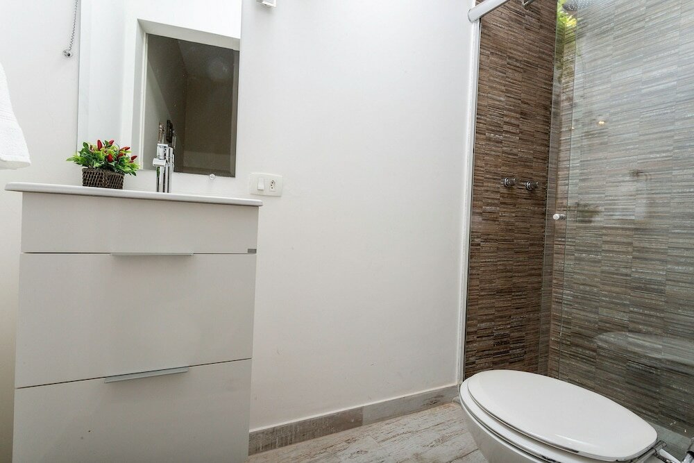 Фото Incrível Vista com 4 Quartos e Lareira