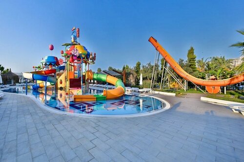 Гостиница Saturn Palace Resort в Муратпаше
