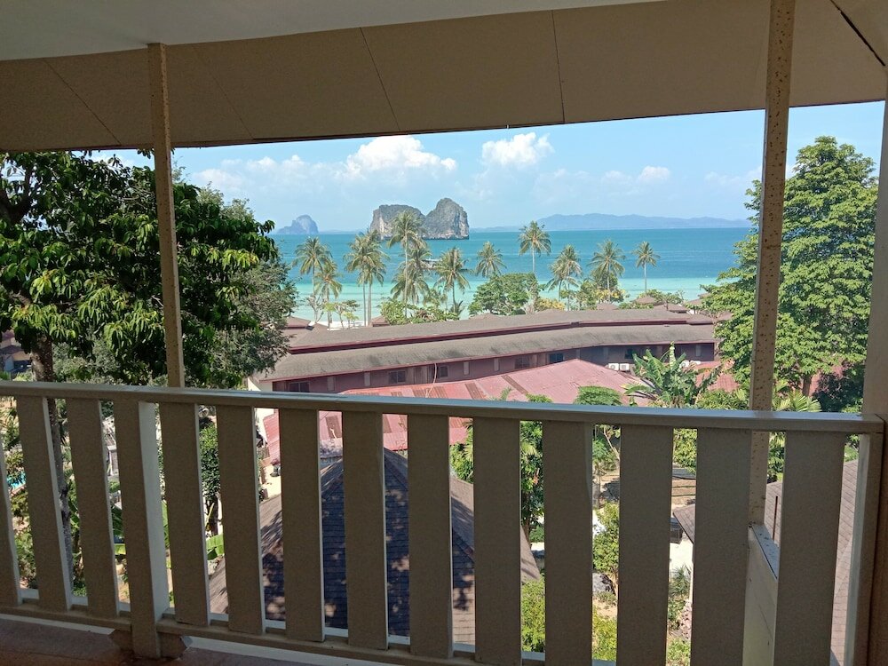 Фото Kohhai Fantasy Resort & SPA