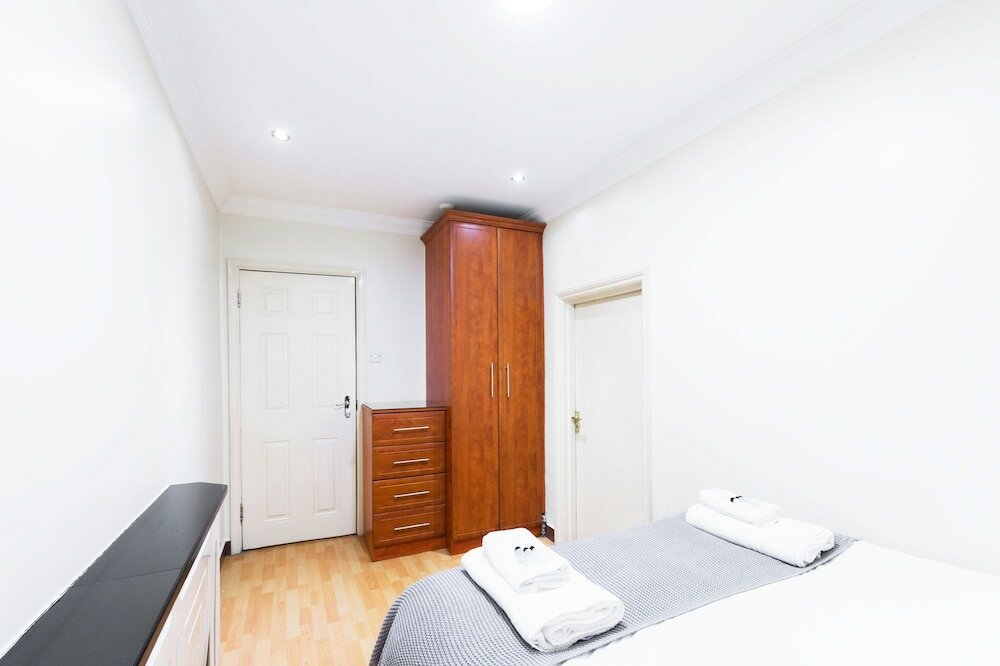 Фото Pml Apartments Gloucester Place