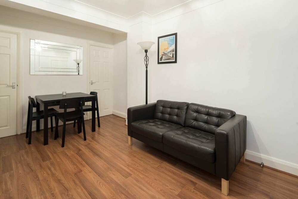 Фото Smart 2 Bed Apartment near Oxford Street & Hyde Park