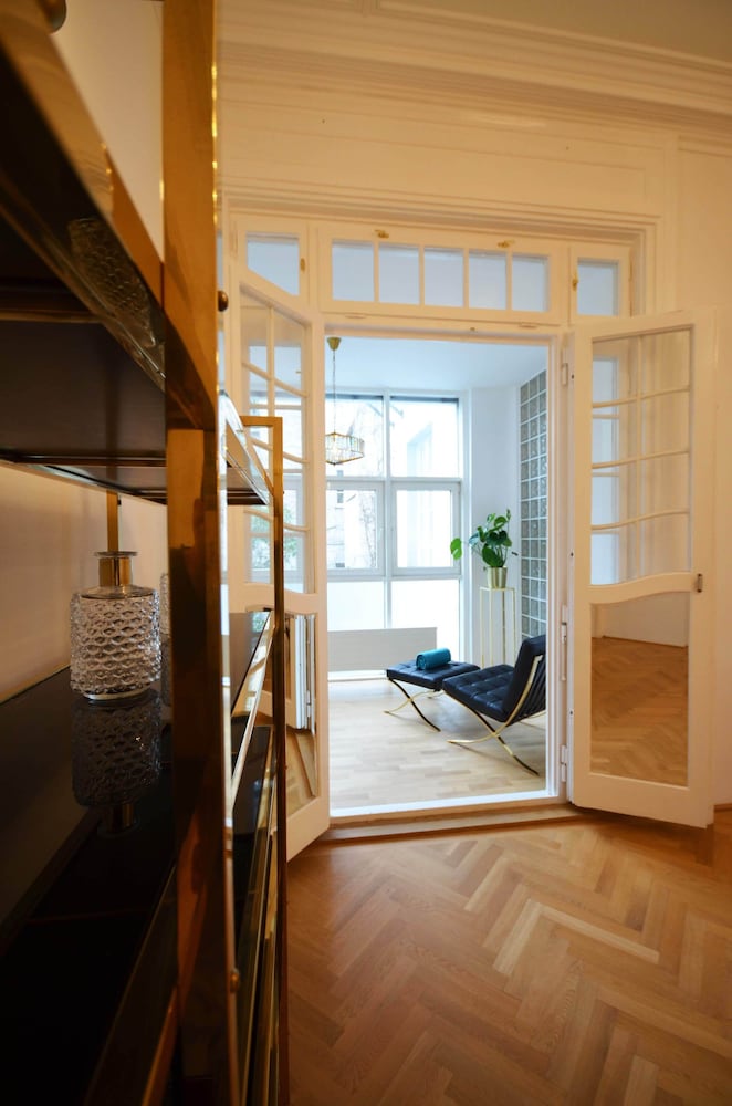 Фото Belvedere Embassy Residence